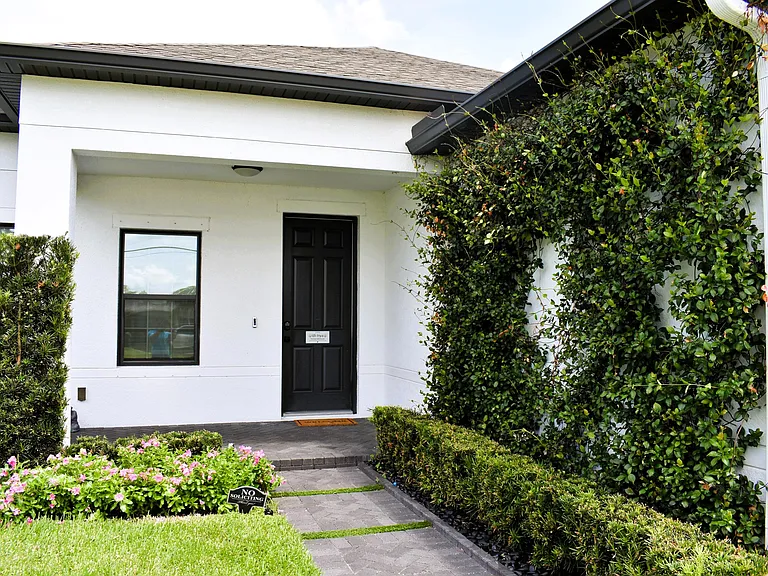 1217 SW Marmore Ave — Photo 29