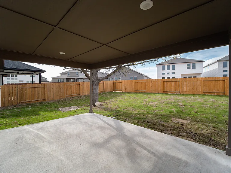136 Caterpillar Ln — Photo 26