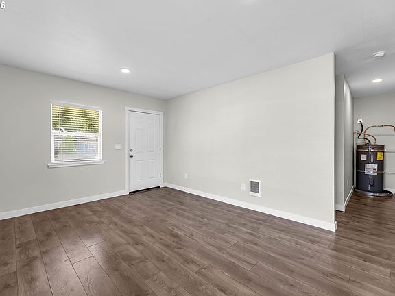 3rd image of 2807 E 24th St