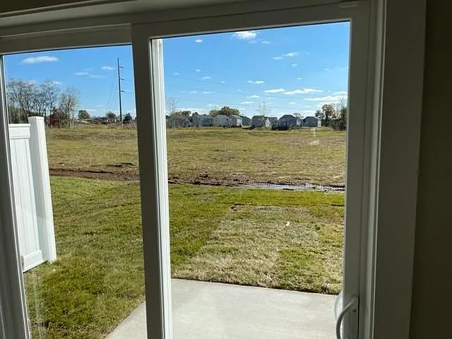658 Birdie Dr — Photo 34