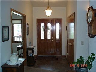 4th image of 386 Aspen Wood Dr