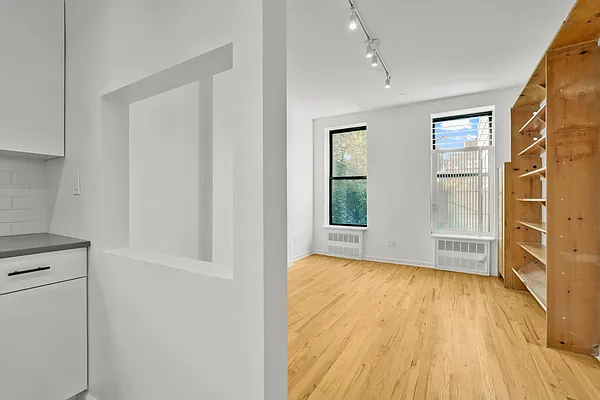 Rented by Weichert Properties - NYC | media 6