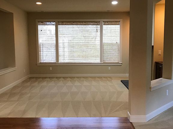 4th image of 20860 SE 16th St