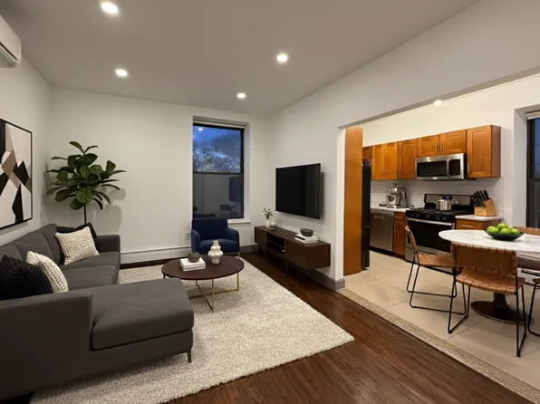 373 Tompkins Avenue image 1 of 6