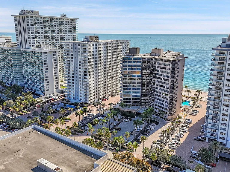 3800 Galt Ocean Dr #404 — Photo 10