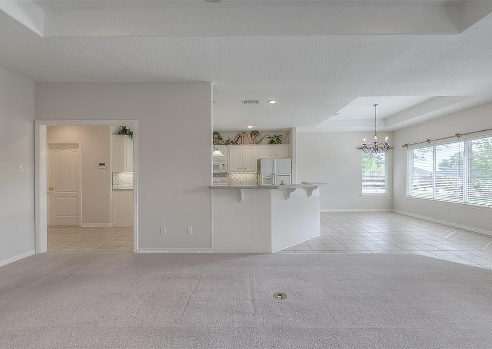 1st image of 17445 Shadywater Dr