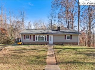 133 South Street, Elkin, NC 28621