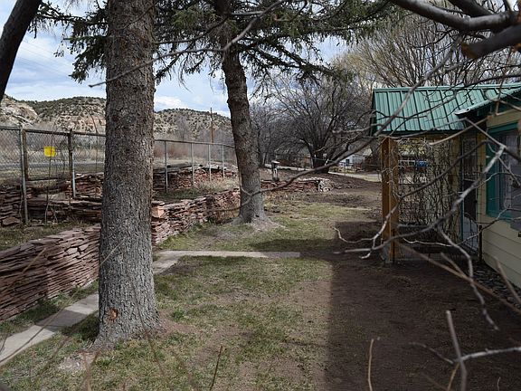 front street red stone wall