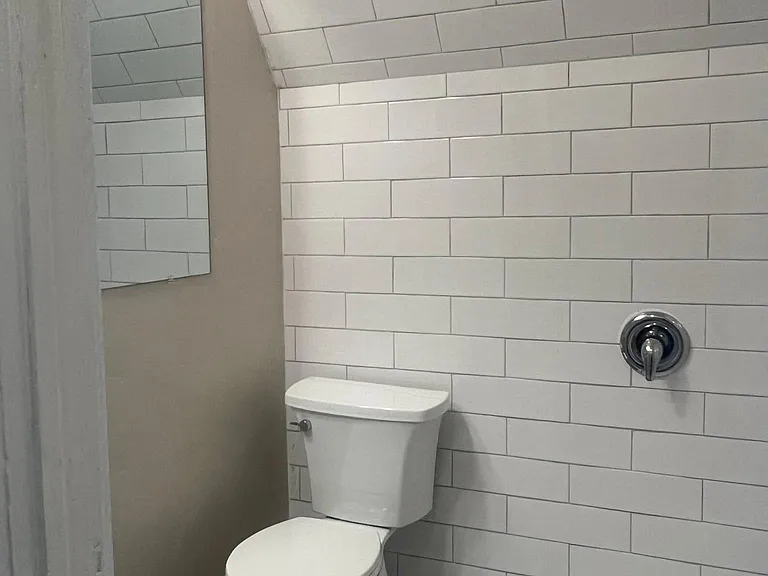 214.5 Fairfield Ave #2145 — Photo 7