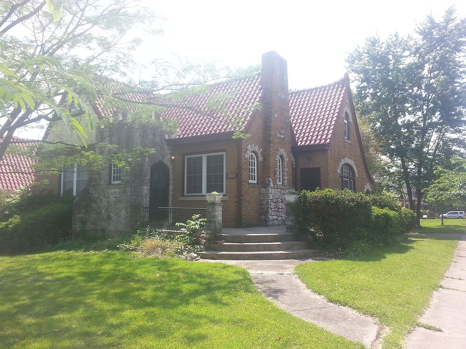 1st image of 927 Kreis Ln