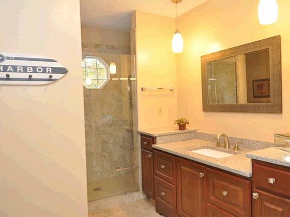 5th image of 2800 Cedar Knoll Dr