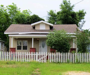 803 E Gonzalez St, Pensacola, FL, 32503