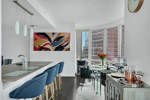 Rented by Compass | media 23