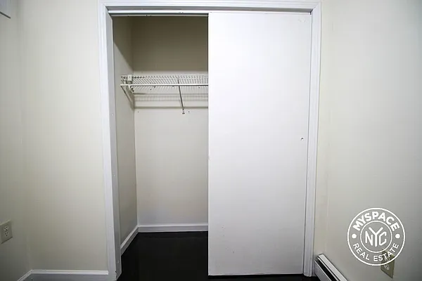 Rented by MySpaceNYC | media 17