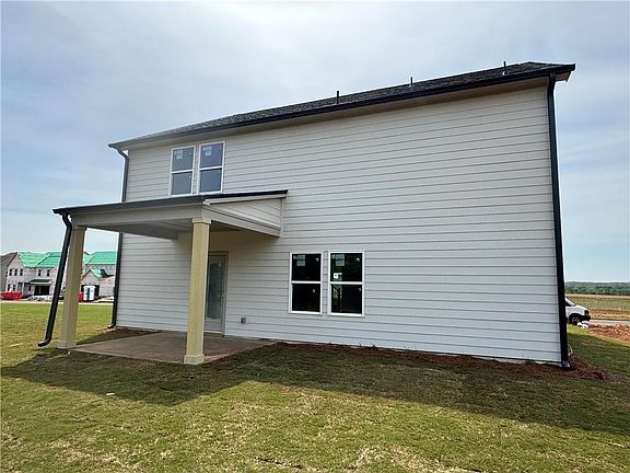 5th image of 616 Elwick Ln SE