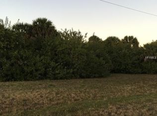 120 Hunter Rd, Rotonda West, FL 33947