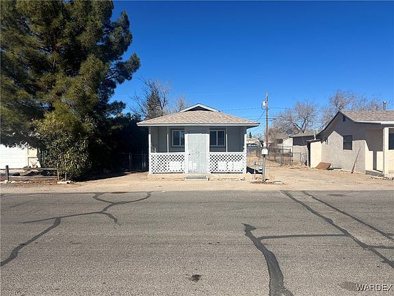 2nd image of 2025 Mullen Avenue