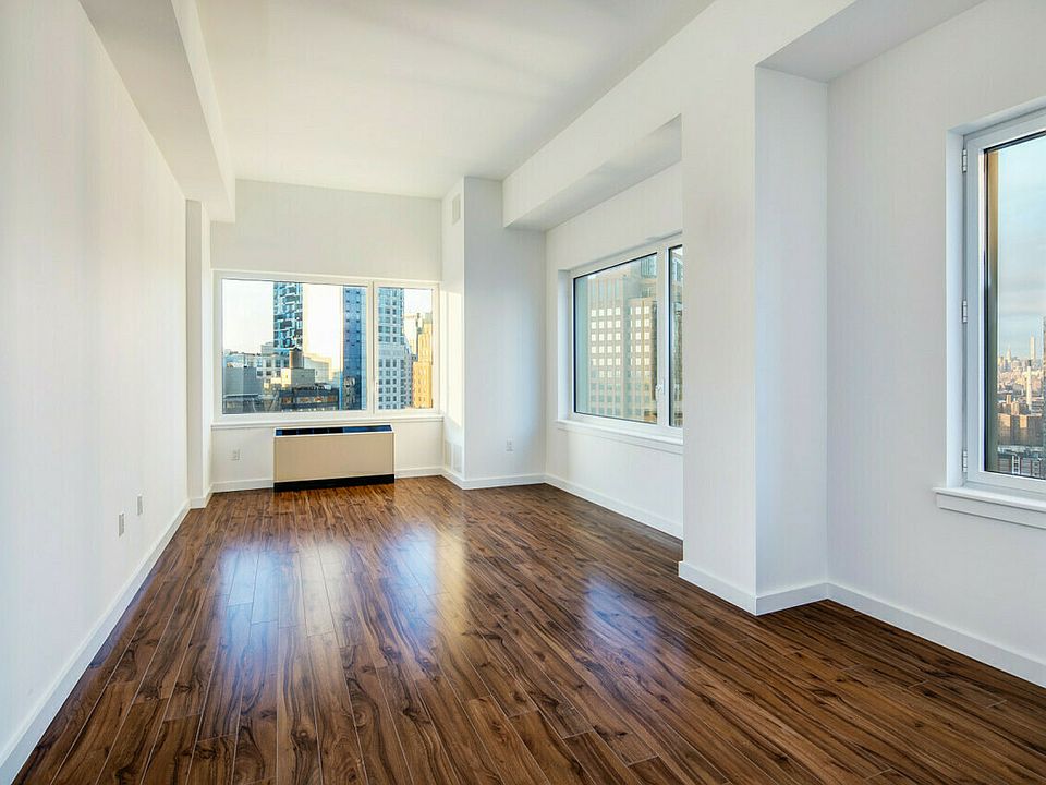 1st image of 7 Dekalb Ave APT 21F
