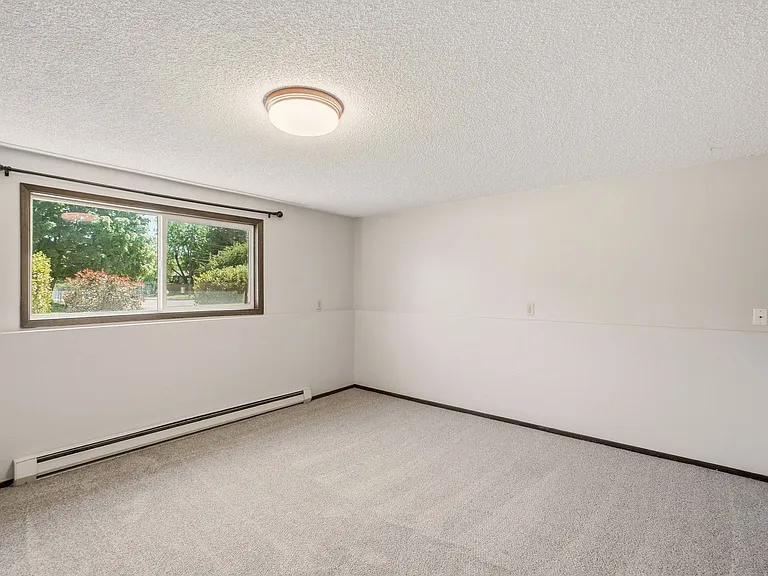2705 N Robie Ct — Photo 16