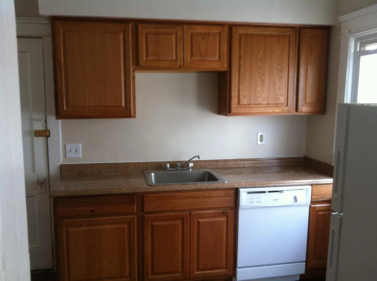 Building Photo - 2205 Edgewood Rd #1
