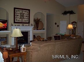 5th image of 2 Timber Bluff Ct