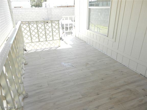 4th image of 2796 Everglade St