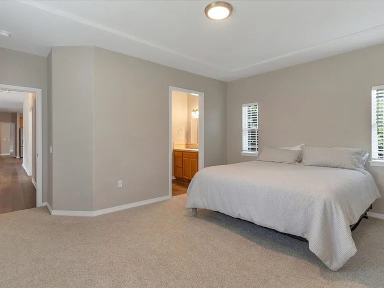 2765 Fort Hill Ave NW — Photo 14