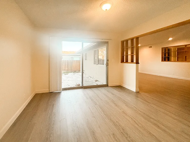 5240 Prosperity Ln — Photo 7