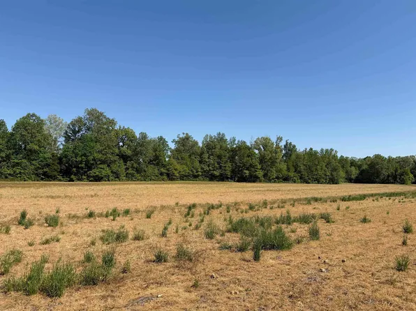 1 Glen Harris Rd, Adamsville, TN 38310