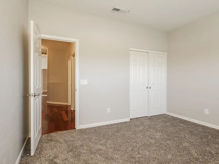 14510 N 87th Ave — Photo 13