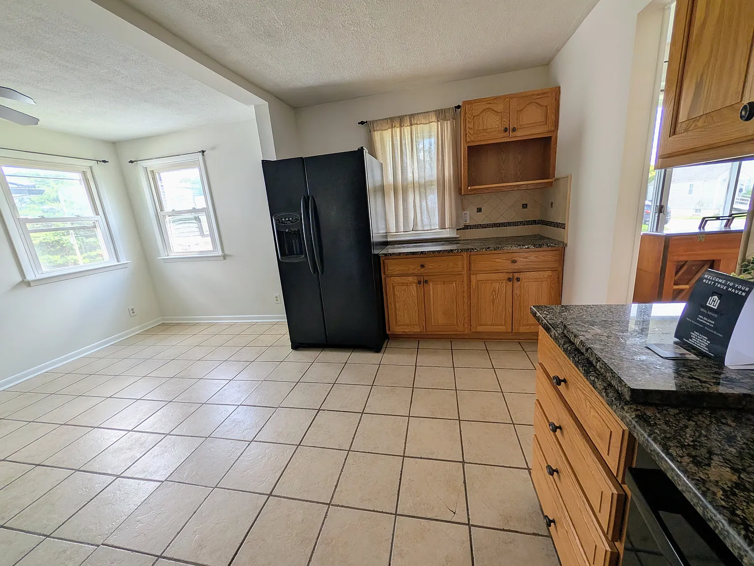 4 bed, 1602 sqft, $3,300 — Photo 4
