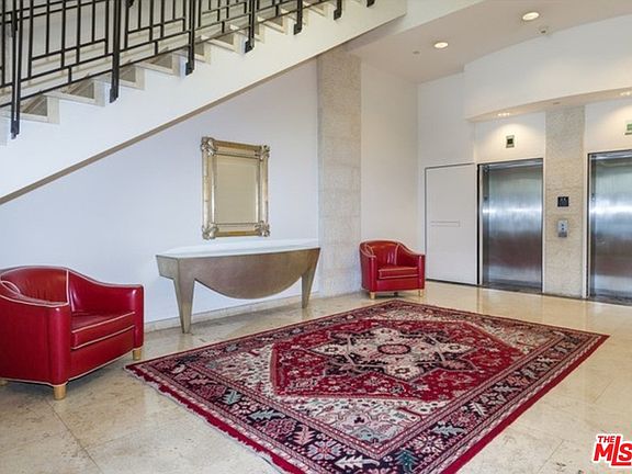 3rd image of 12222 Wilshire Blvd APT 212