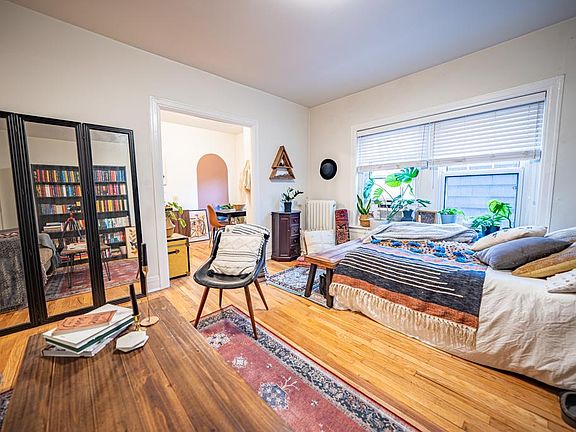 2nd image of 4201 Locust St APT 203