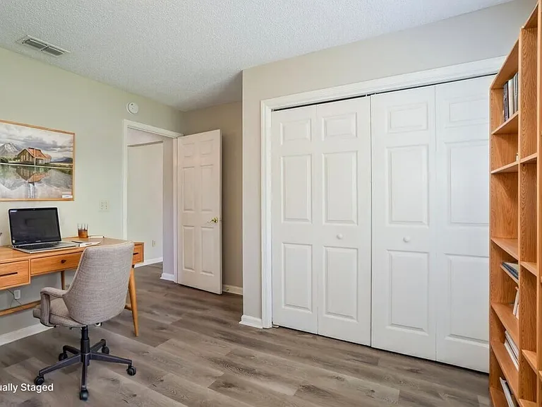 3183 Olde Sutton Parke Dr — Photo 15