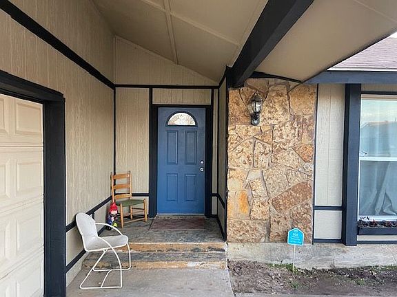 3rd image of 5408 Embers Dr