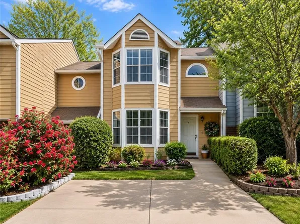 3223 Long Iron Dr, Lawrenceville, GA 30044