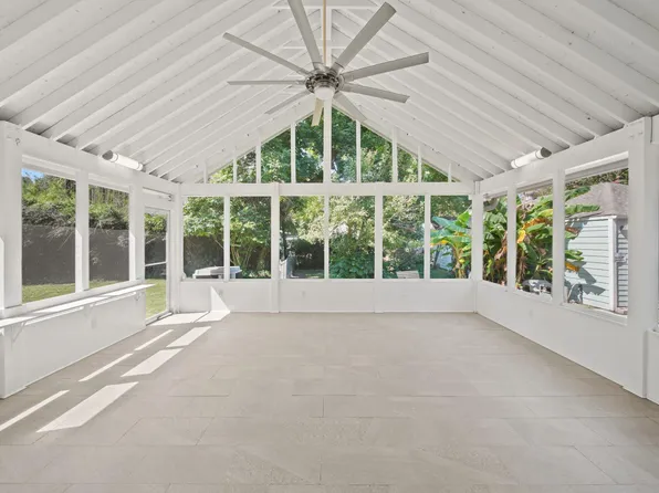 1514 Laurel St, La Marque, TX 77568