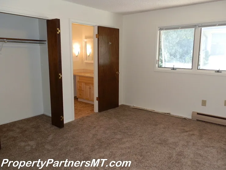 312 N 16th Ave — Photo 8