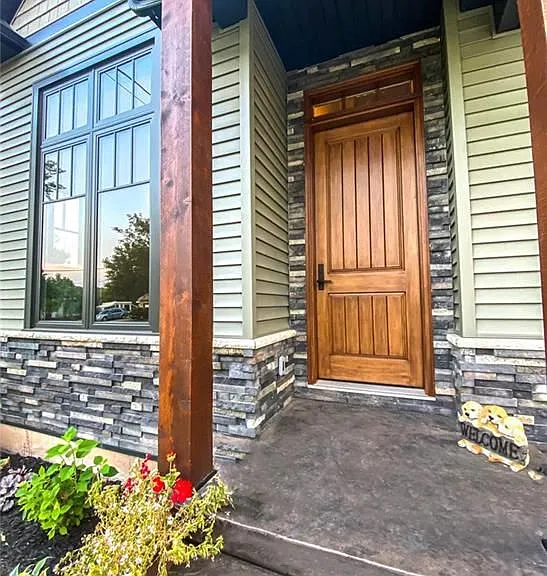 231 Rosewood Ave — Photo 3
