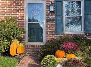 1500 Tussey Ct, Mechanicsburg, PA 17050