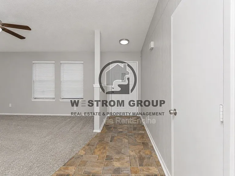 836 Hollow Creek Rd — Photo 3