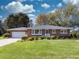 5560 Sebago Dr, Fairview, PA 16415