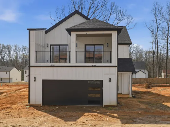 174 Buncombe St, Woodruff, SC 29388
