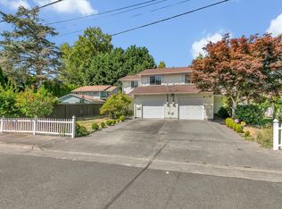 713 8th Avenue Pl NW #1, Puyallup, WA 98371