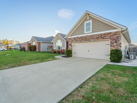 3rd image of 5111 Garnet Ct