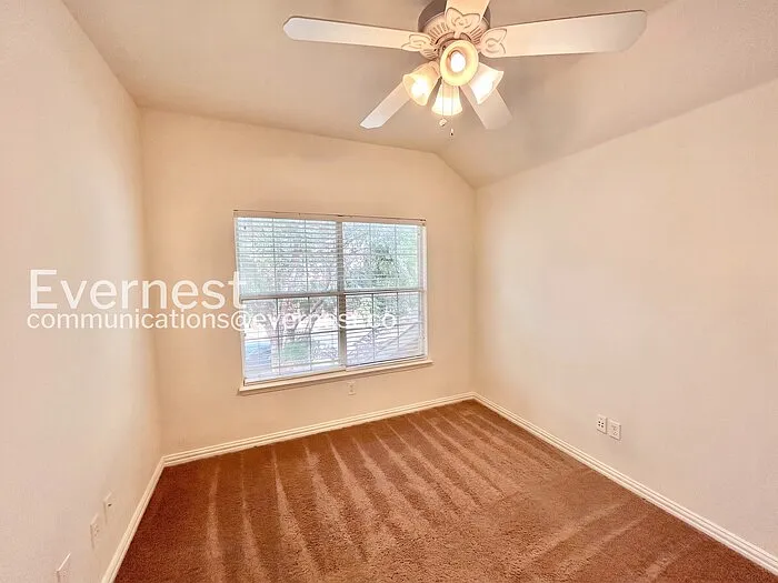 6458 Riverside Dr — Photo 15