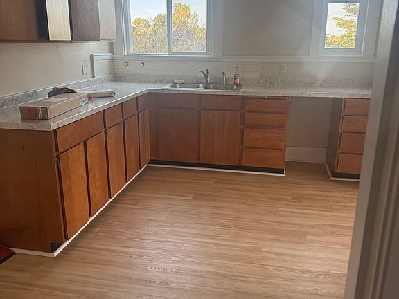 3rd image of 635 Alhambra St #5