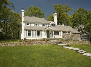 37 Highridge Rd, Hartsdale, NY 10530