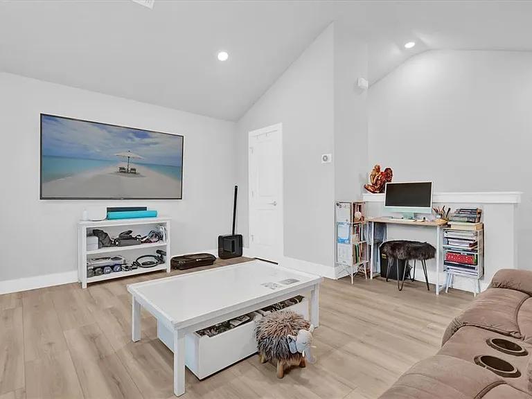 1341 Saltgrass Ct — Photo 30