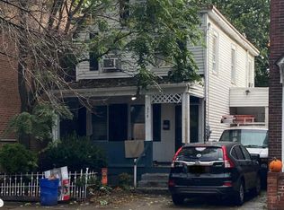 658 Lamberton St, Trenton, NJ